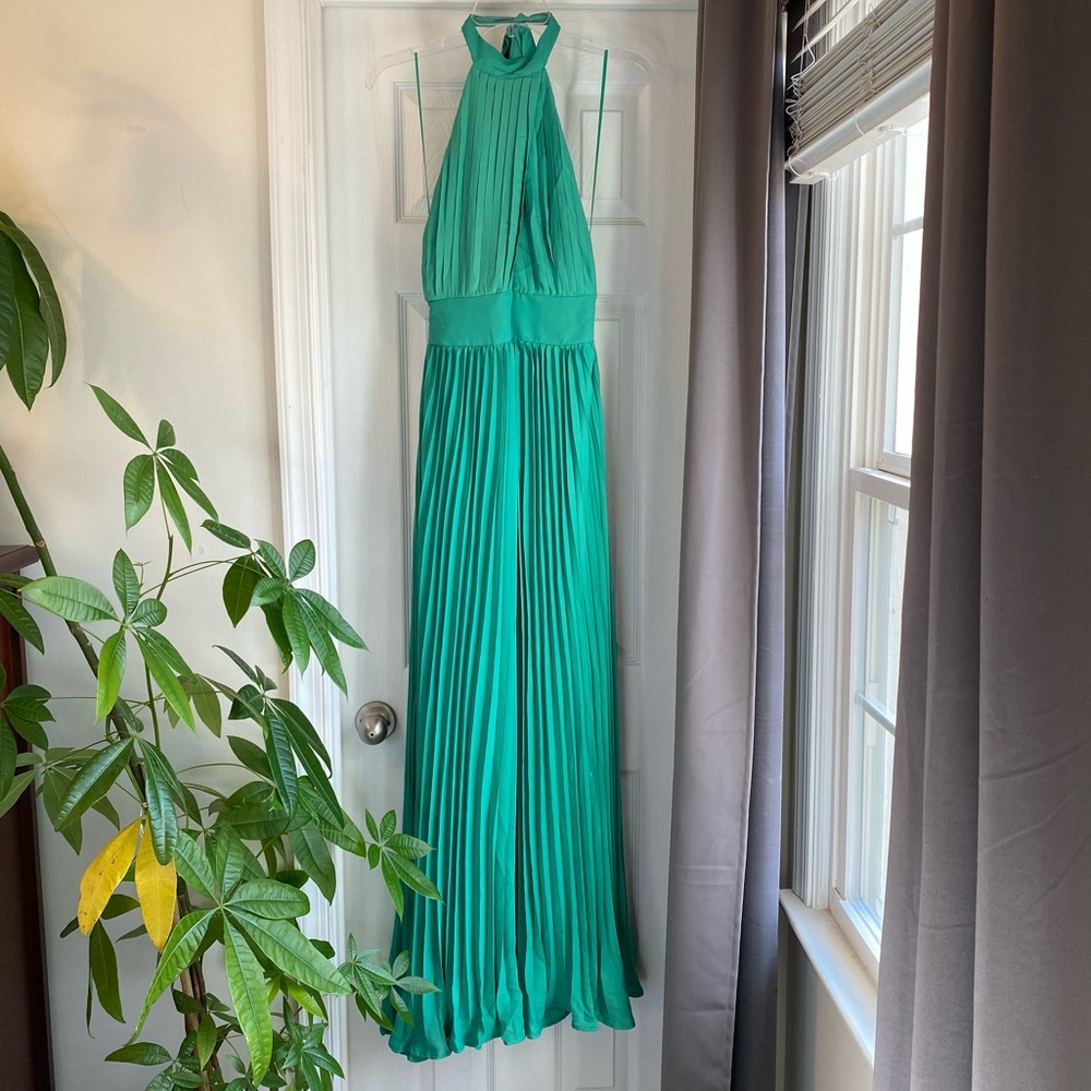 Pleated Halter Maxi - Picture 7 of 9